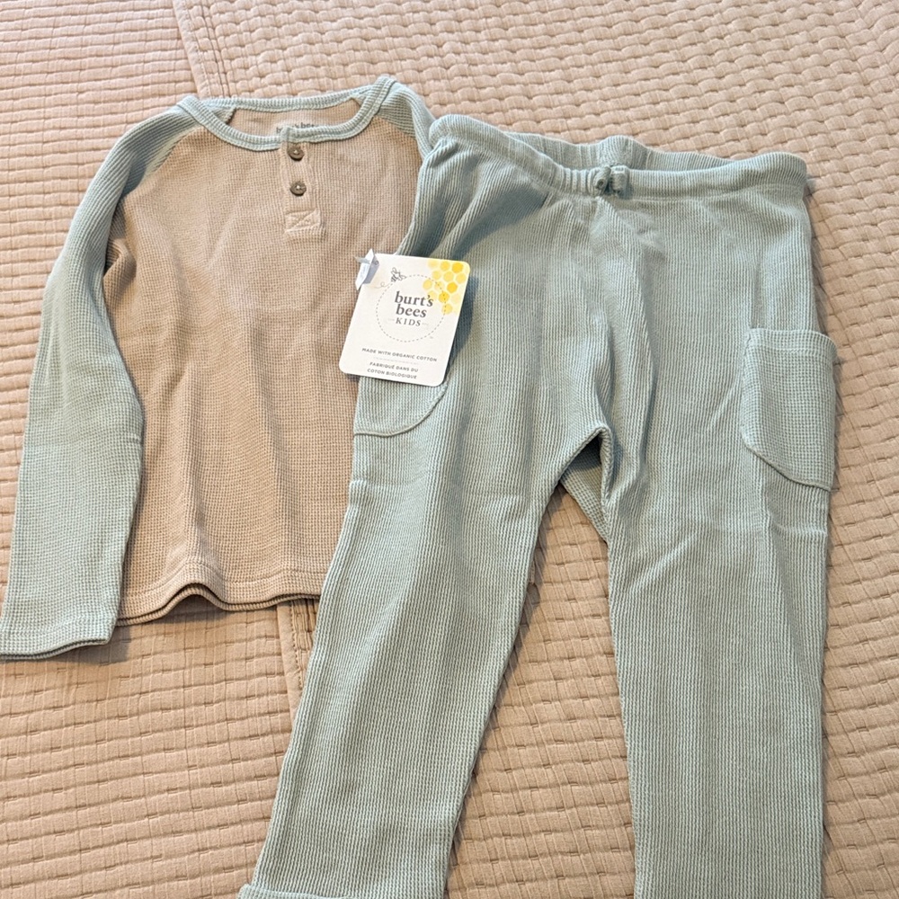 Burt's Bees Baby Sage and Beige Knit Outfit